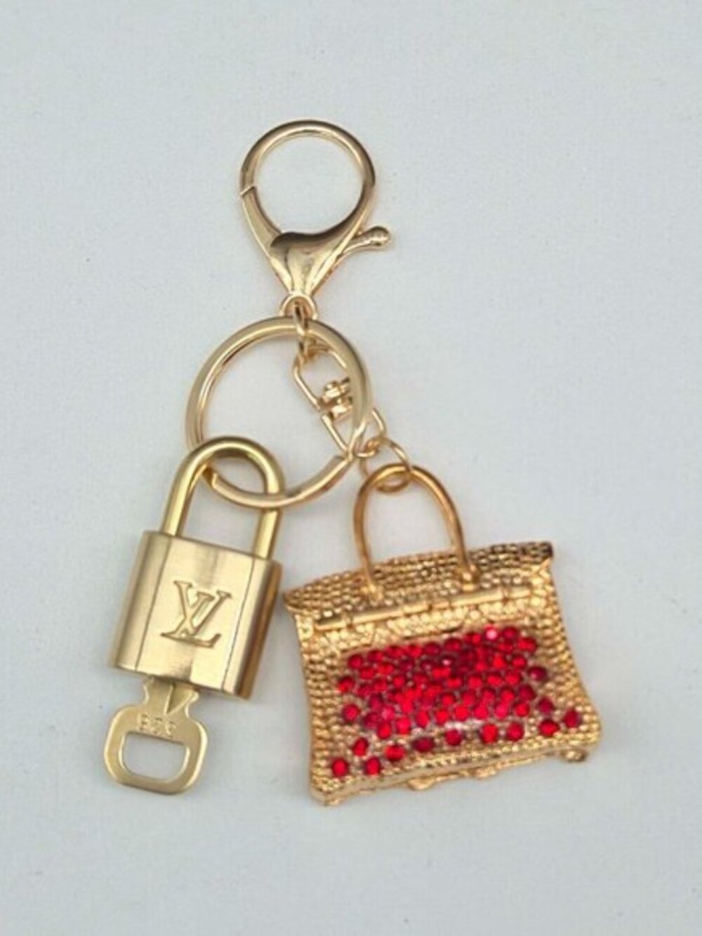 Authentic Louis Vuitton Gold Padlock & Key 🔒 LV Bag Charm Unbranded Keychain - Picture 2 of 10